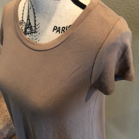 Chris and Carol khaki T-shirt - Picture 3 of 8